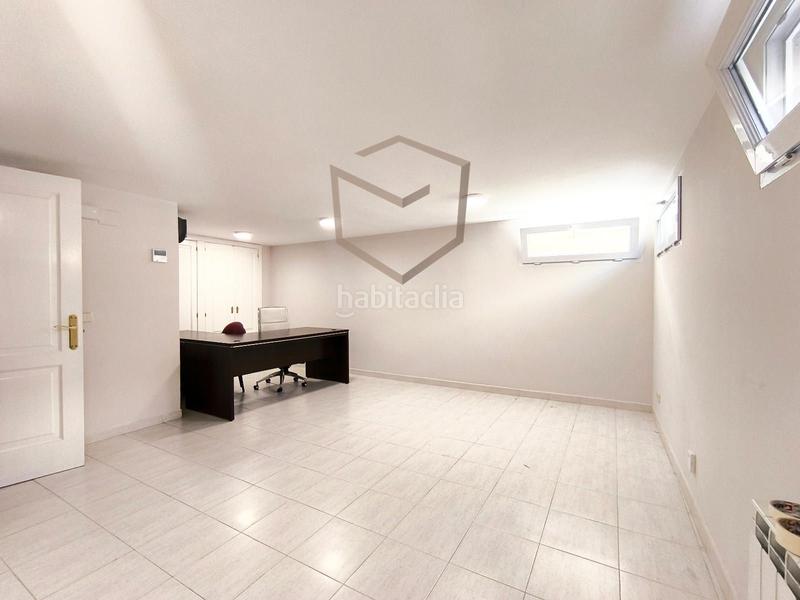 Foto 61b5ee13-7036-49c6-98d0-c085b78f81e1. Miete chalet mit heizung parking in Peñagrande Madrid