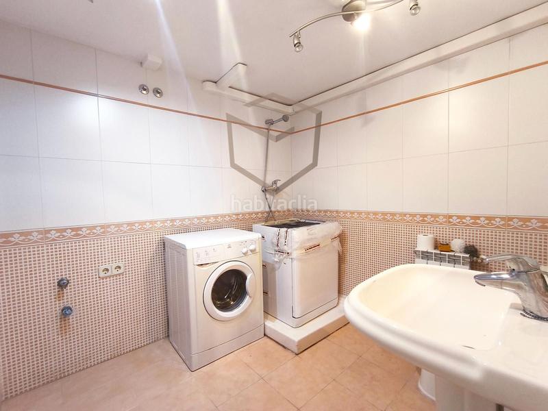 Foto ca20434b-c68a-42c8-b9bc-11e8b09df822. Rent chalet with heating parking in Peñagrande Madrid