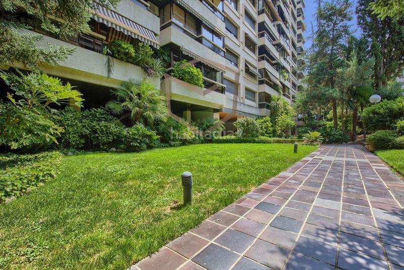 Foto 189cf570-1b9b-4d25-8f27-333cfeb0eb6c. Piso calle de julio palacios, 24 en La Paz Madrid