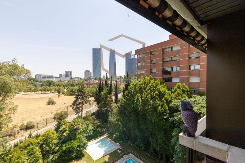 Foto 404e40bb-445e-4b7f-b75f-2810d62a44c0. Piso calle de julio palacios, 24 en La Paz Madrid