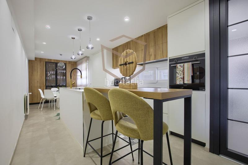 Foto b6e7cffb-7c81-462c-b5ed-860ed632983a. Piso calle de julio palacios, 24 en La Paz Madrid