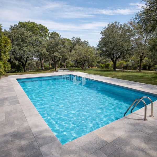 Foto 235d8e3e-b2af-4df5-af7a-56de3ef90995. Casa adossada amb calefacció aparcament piscina a Ciudalcampo