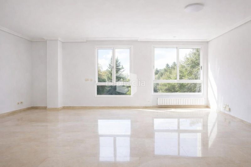 Foto 430dd272-804f-4ef4-8b8a-a4a781161f95. Piso en Palomas Madrid