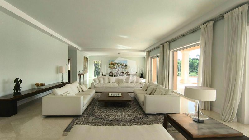 Foto 4a4f8361-9568-42d3-805d-7047d78bbf31. Xalet amb calefacció aparcament piscina a Club de Golf Rozas de Madrid (Las)