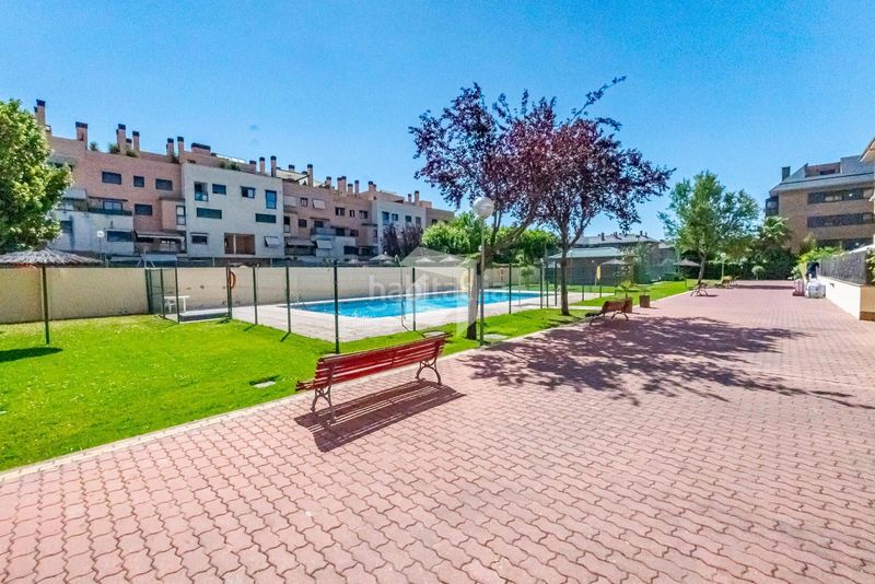 Foto 5920ed87-3d88-4211-b4ca-7c7378b31900. Àtic amb calefacció aparcament piscina a Somosaguas Pozuelo de Alarcón