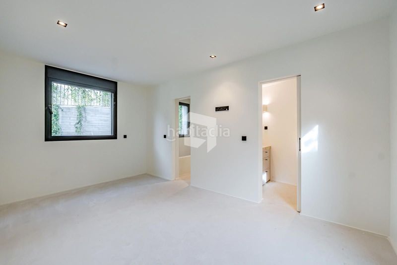Foto da8df000-dba6-4cd5-a57f-39b0f5d787a3. Alquiler chalet en Fuentelarreina Madrid