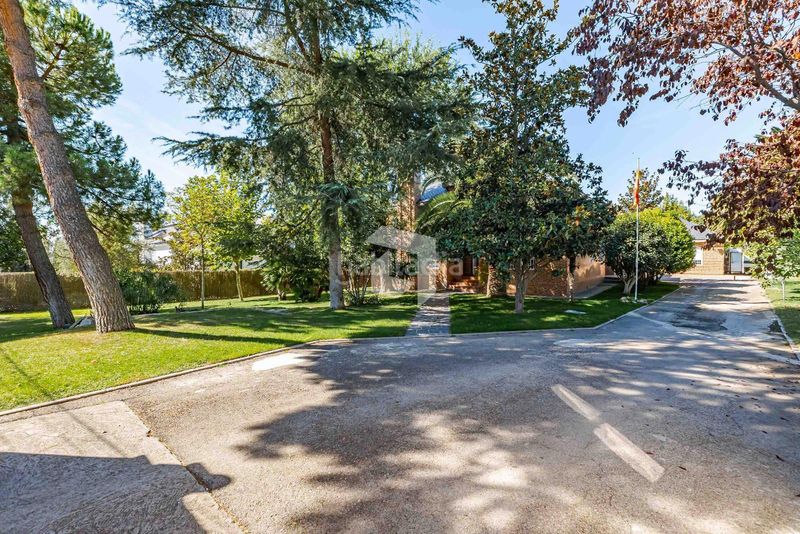 Foto 96696828-2b25-493e-9c44-6997c42e2562. Chalet mit heizung parking in Aravaca Madrid