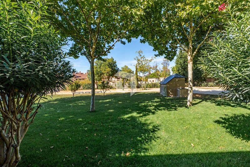 Foto aaf2b451-db80-4b72-95f4-4226a8002246. Chalet mit heizung parking in Aravaca Madrid