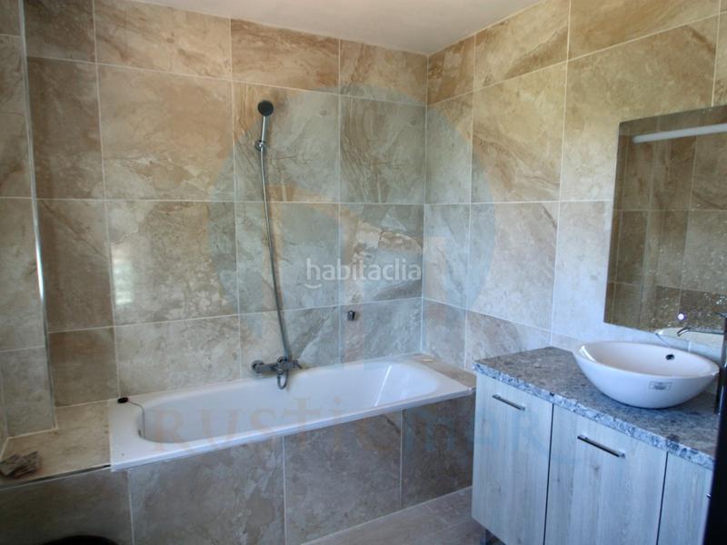 Foto 08608c97-bc2b-4e60-8145-ec100f25298d. Masia a Perelló (El)