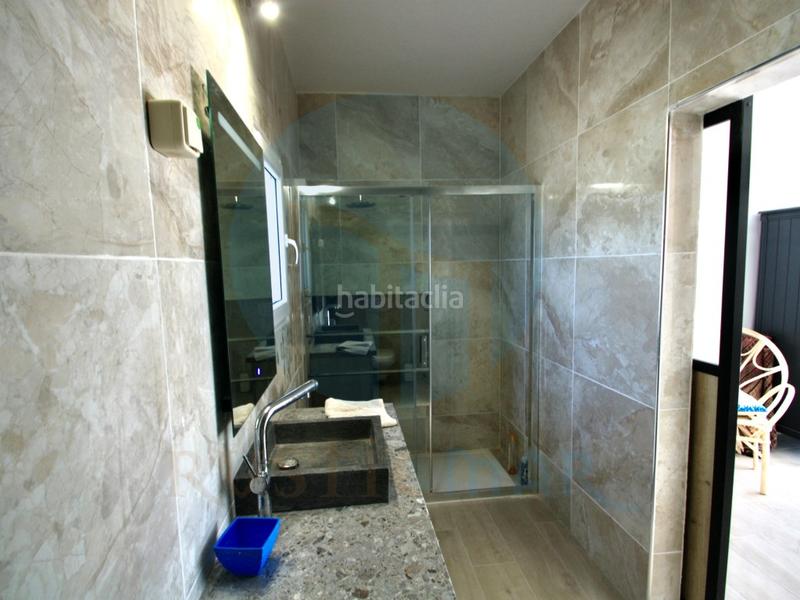 Foto cd30836c-01a7-4061-8b29-90ff5f928126. Masia a Perelló (El)