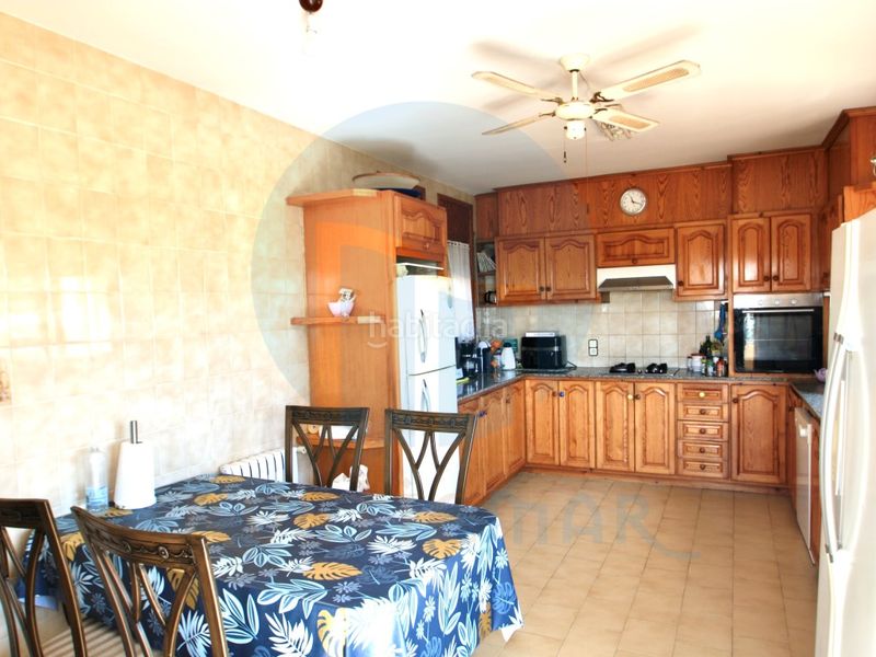Foto 43430fda-cd38-4a5c-8bc8-a9616a1b1c32. Casa con parcheggio in Ampolla (L´)
