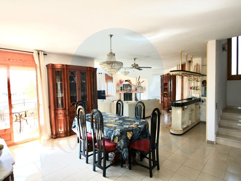 Foto 8b928dd1-3344-4b98-800a-9f28ba013d97. Casa con parcheggio in Ampolla (L´)