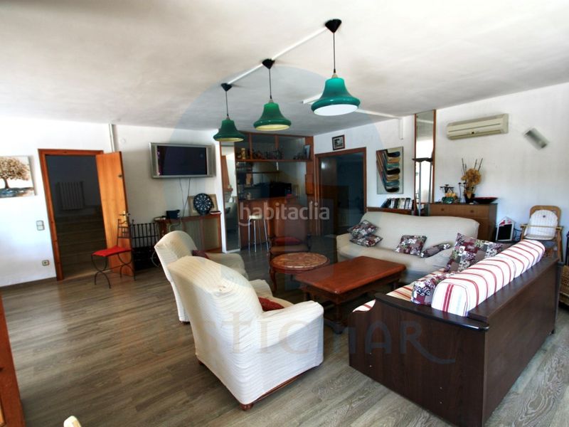 Foto b8b6b3cf-9fa4-4285-a427-829e31f75307. Casa con parcheggio in Ampolla (L´)