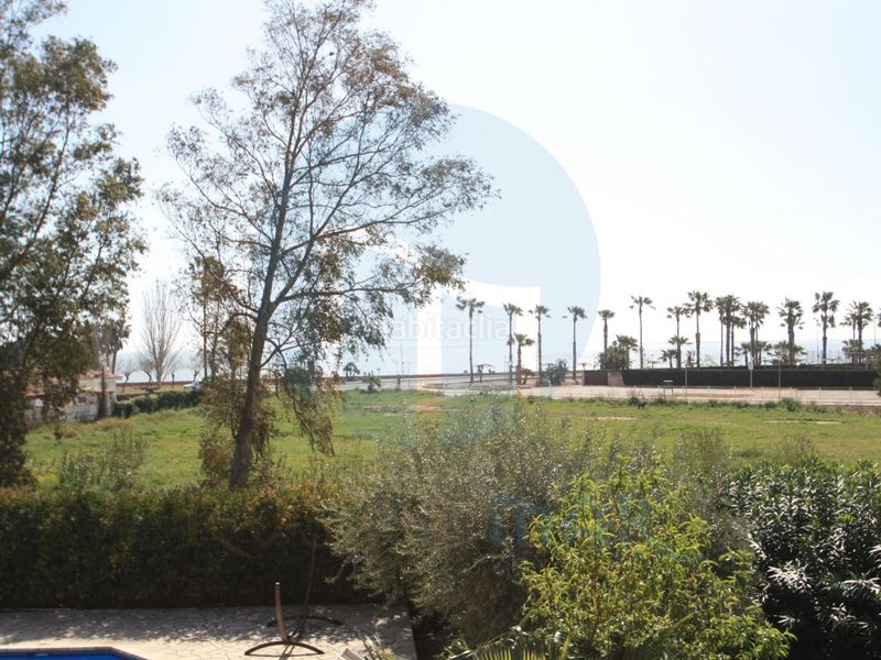Foto eb9c71f7-c57b-43e7-b198-656e97fb2d84. Casa con parcheggio in Ampolla (L´)