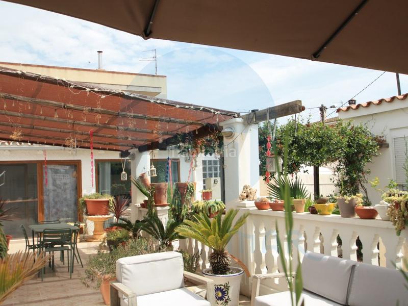 Foto c27e8c7c-e73a-4c1a-9ca1-00ea6d800cdd. House in Deltebre