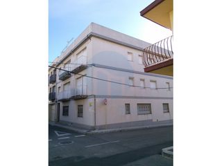 Apartament a Ampolla (L�). Apartamento en planta baja cerca del mar