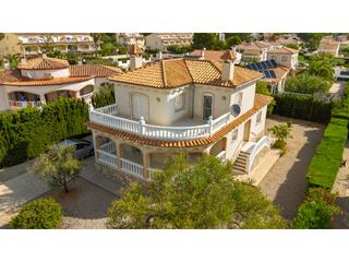 House  N/a. Villa individual en cap roig a 400 m de la playa