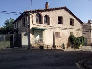 Casa adossada a Amer