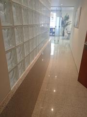 Rent Office space in Eixample Nord