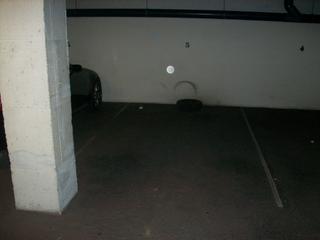 Car parking in Eixample Nord