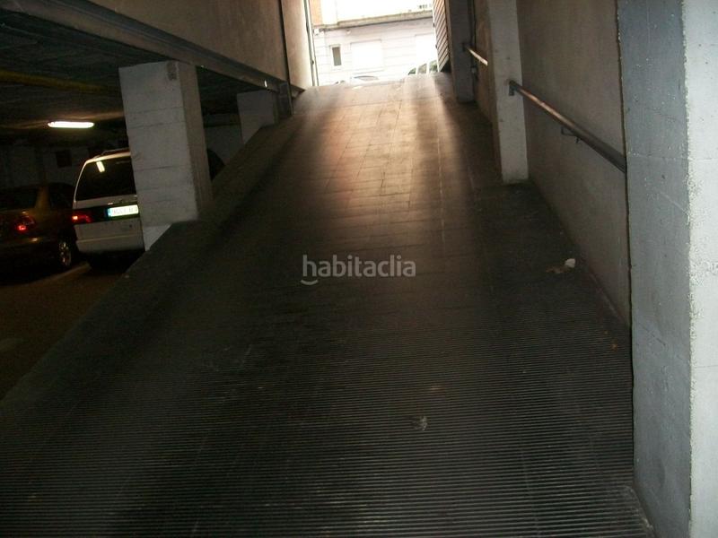 Foto d1674d30-c972-40cf-90c2-24ed607b391a. Rent car parking in Eixample Nord Girona