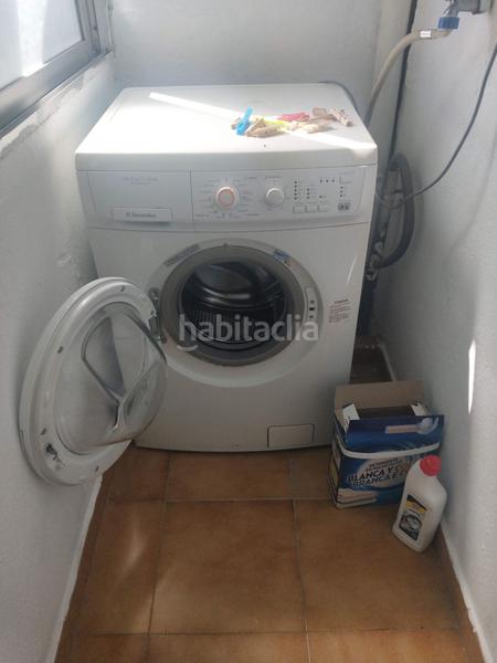 Foto 8d80a6b1-47ef-4c78-aae1-f46a828575c8. Location appartement dans Eixample Sud-Migdia Girona
