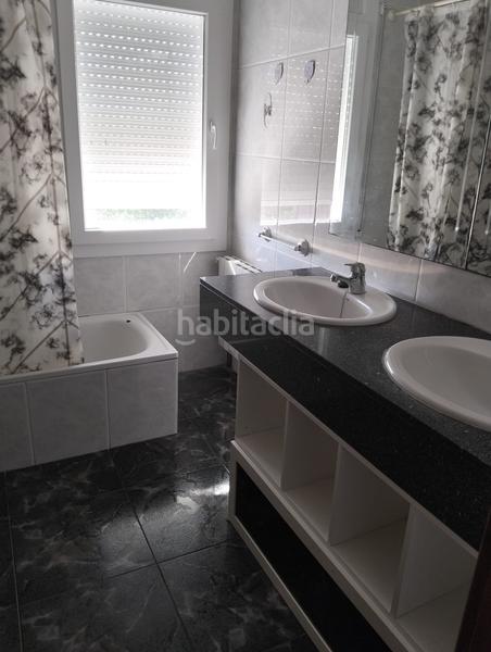 Foto d21735cd-11ae-408a-928c-919533b2cac0. Country house with heating parking in Bàscara