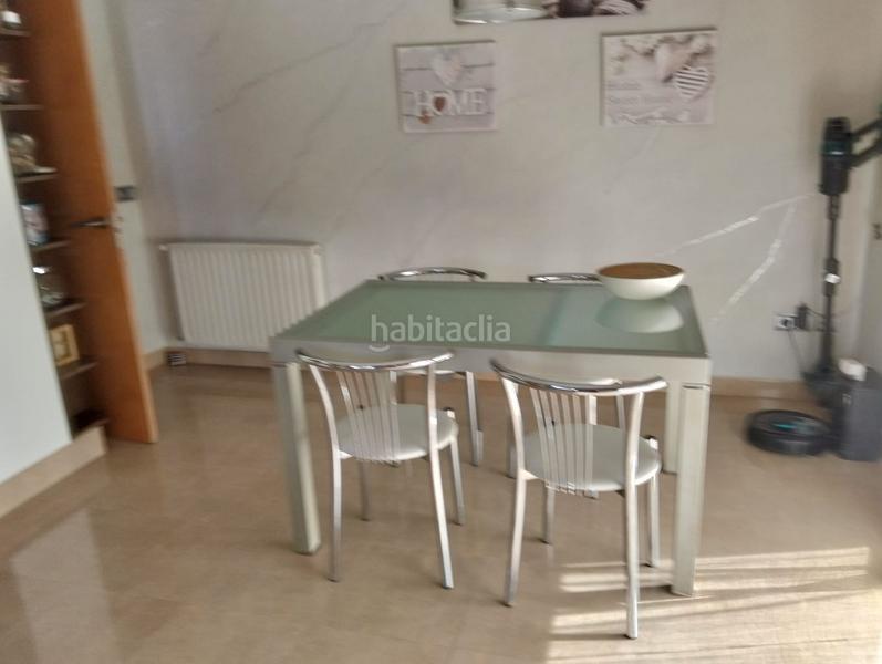 Foto a0bad8c3-4ca1-424d-885e-341ff12bf77e. Casa amb calefacció piscina a Llambilles