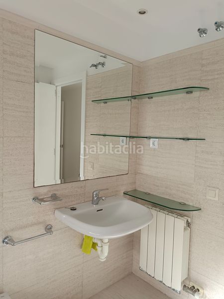 Foto 4d42da52-62e7-4e7d-ba24-0fe130fd08cf. Rent flat with heating in Eixample Nord Girona