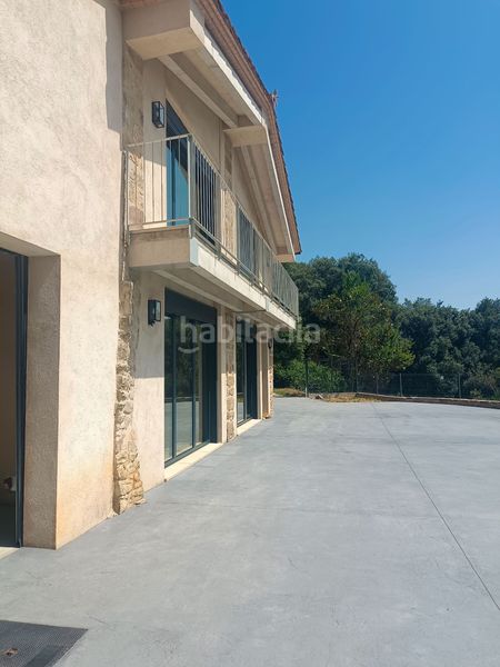 Foto ad4d72c6-52c4-4da3-bc10-012e0a84a320. Location maison avec chauffage parking dans Sant Aniol de Finestres