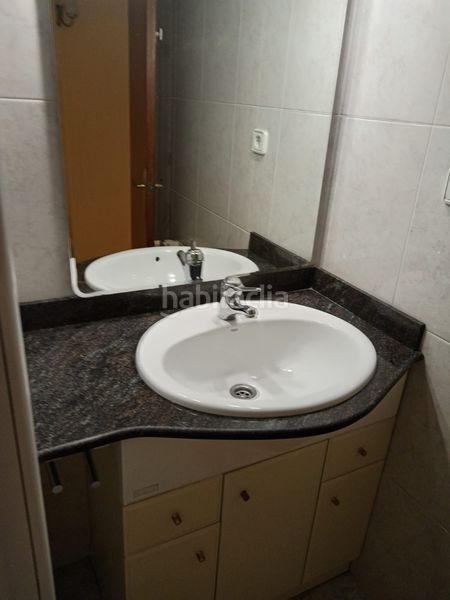 Foto 0046a6a2-910e-4497-b71e-59ec92f2fe34. Rent flat with heating in Eixample Sud-Migdia Girona