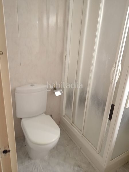 Foto 6a978f75-922a-45d0-8a41-c9ebbafbd29b. Rent flat with heating in Eixample Sud-Migdia Girona