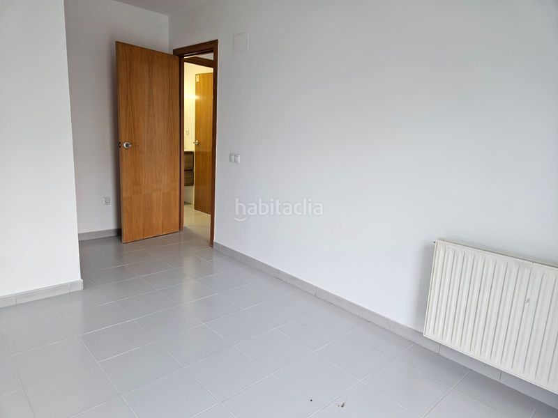 Foto 5d8a8e09-3023-46ee-9449-dbde0cdf42ce. Pis amb calefacció a Sant Narcis Girona