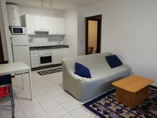 Rent Flat  Rúa campos novos. Comunidad incluida