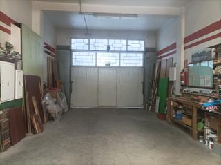 Local Comercial a A Milagrosa. Taller de carpintería (ebanistería) listo para trabajar