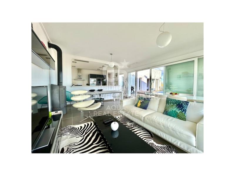 Foto 09578067-df02-489c-859d-6df57eba77f4. Chalet with parking pool in El Montgó Dénia