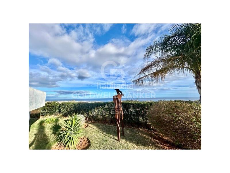 Foto 0a79b3e1-b8f4-4367-beca-e0285471f004. Chalet with parking pool in El Montgó Dénia