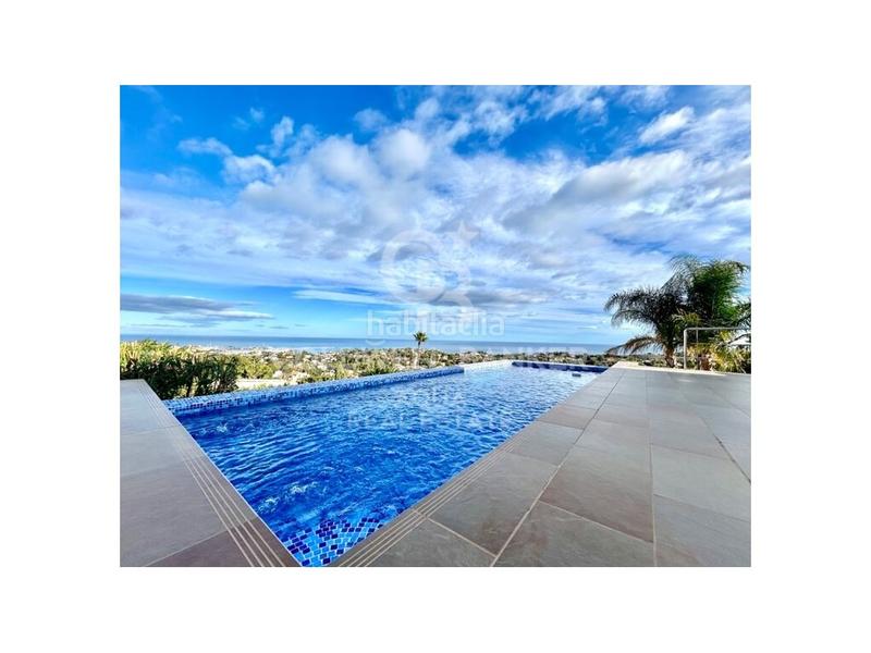 Foto 4143f638-0cd0-4921-a149-c365bef1af5e. Chalet with parking pool in El Montgó Dénia