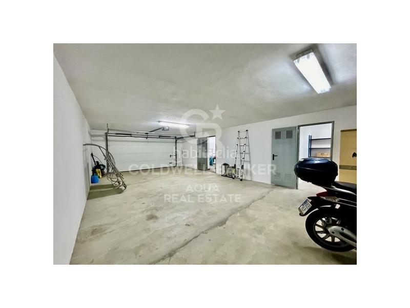 Foto 5e5d8e44-6f49-4581-8037-da02f6243e9e. Chalet with parking pool in El Montgó Dénia