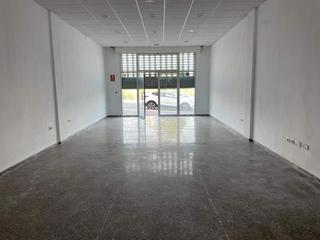 Local Comercial a La Nucia Pueblo. Oportunidad única! local comercial en el corazón de la nucía