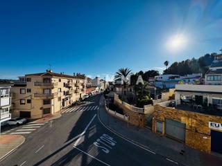 Àtic  Calle tossalet. Ático luminoso en el corazón de la nucía, tu refugio ideal!