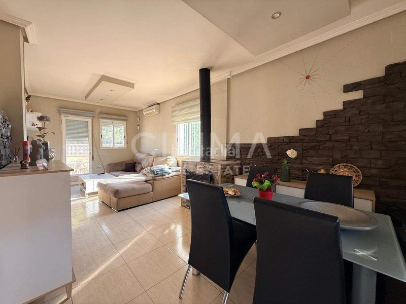 Foto 2dc9afdf-7374-42f2-808a-62df490074b3. Xalet amb aparcament a Polop