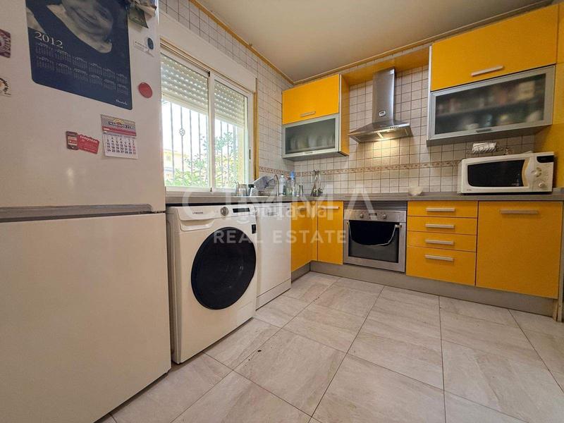 Foto 3c9c511a-973f-41a3-86d8-9b872b705dda. Xalet amb aparcament a Polop