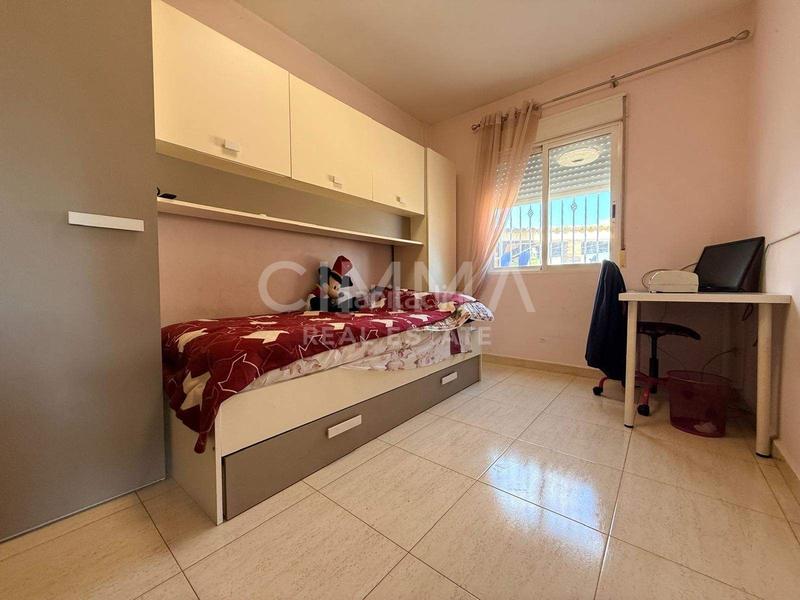 Foto 423a2d52-5f85-4a0b-acb2-402543a7f897. Xalet amb aparcament a Polop