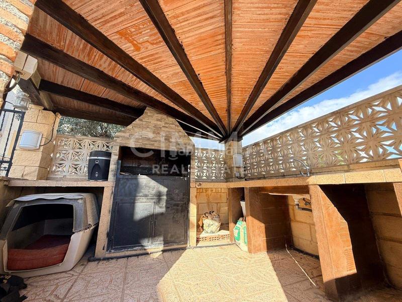 Foto 8767e1a9-e047-4226-aa12-1ca41eae242f. Xalet amb aparcament a Polop