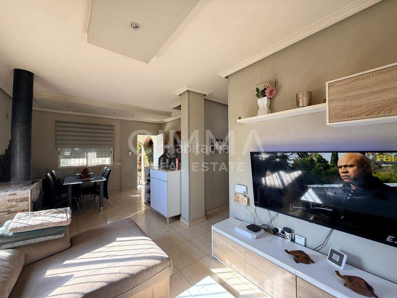 Foto b0db2b5c-df69-45c2-9435-da6ccb45c334. Xalet amb aparcament a Polop