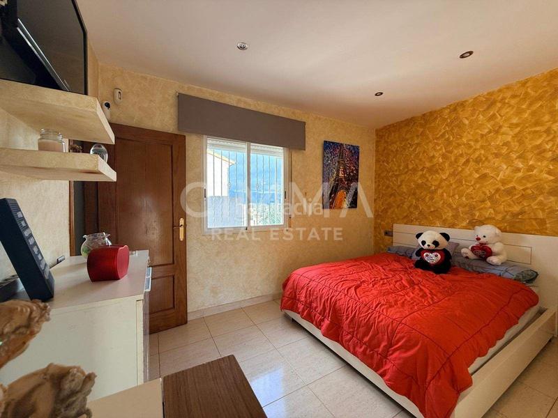 Foto f31f053a-0557-412d-91b9-cb299e747ac5. Xalet amb aparcament a Polop