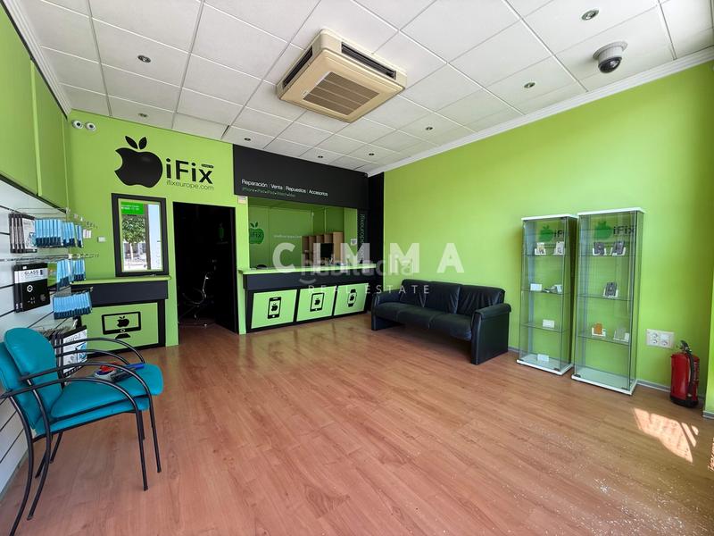 Foto b2e0ecb0-3e63-4130-a575-00ab80b81924. Affitto locale commerciale in Coloma Nucia (la)