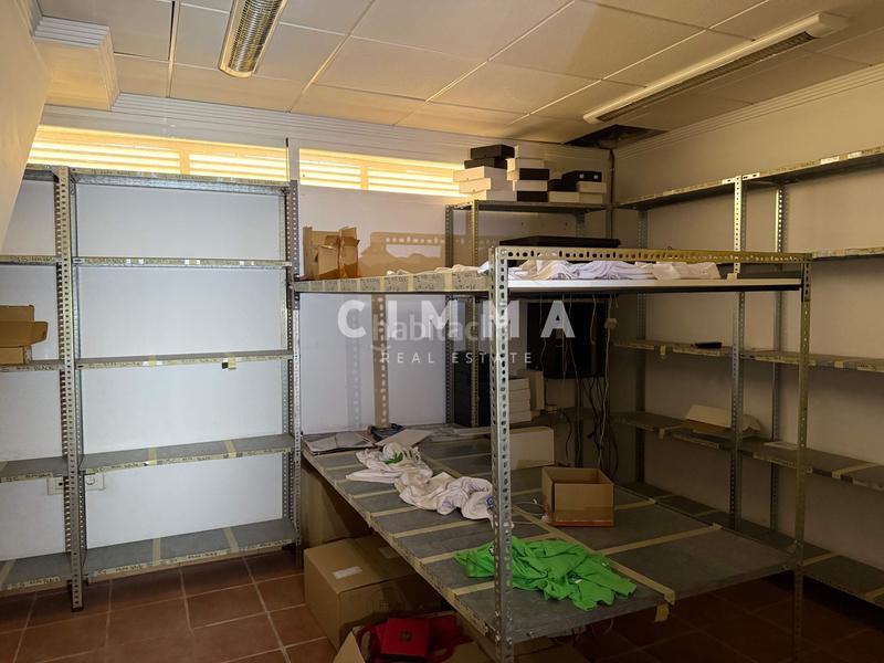 Foto ff6d6351-ce64-4e80-9a53-87d5ad0996df. Affitto locale commerciale in Coloma Nucia (la)