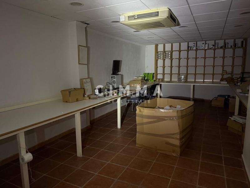 Foto 5e3e5352-7143-48ae-a2c6-f4c4503890e0. Alquiler local comercial amplio local comercial en la nucía oportunidad única en Nucia (la)